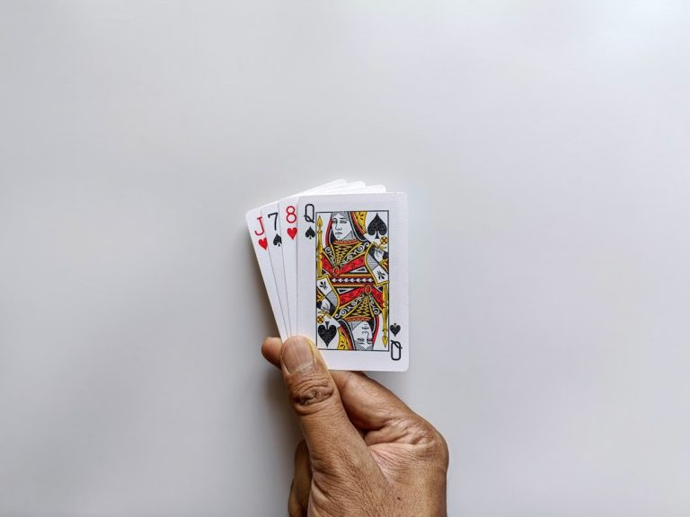 Comparatif cartes Boursorama : quelle est la meilleure option pour vous ? Photo comparatif cartes boursorama